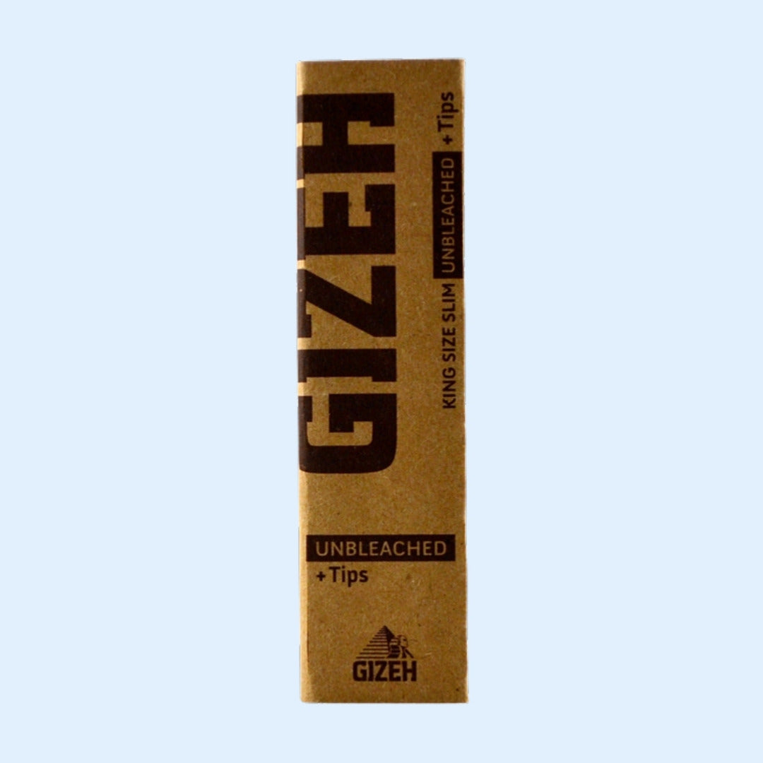 GIZEH Unbleached King Size Slim Papers + Tips – Heftchen stehend