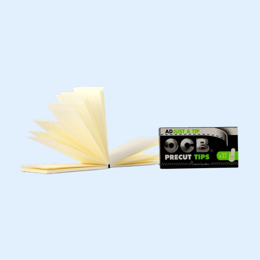 OCB Premium Precut Tips – Heftchen mit aufgefächerten Tips daneben