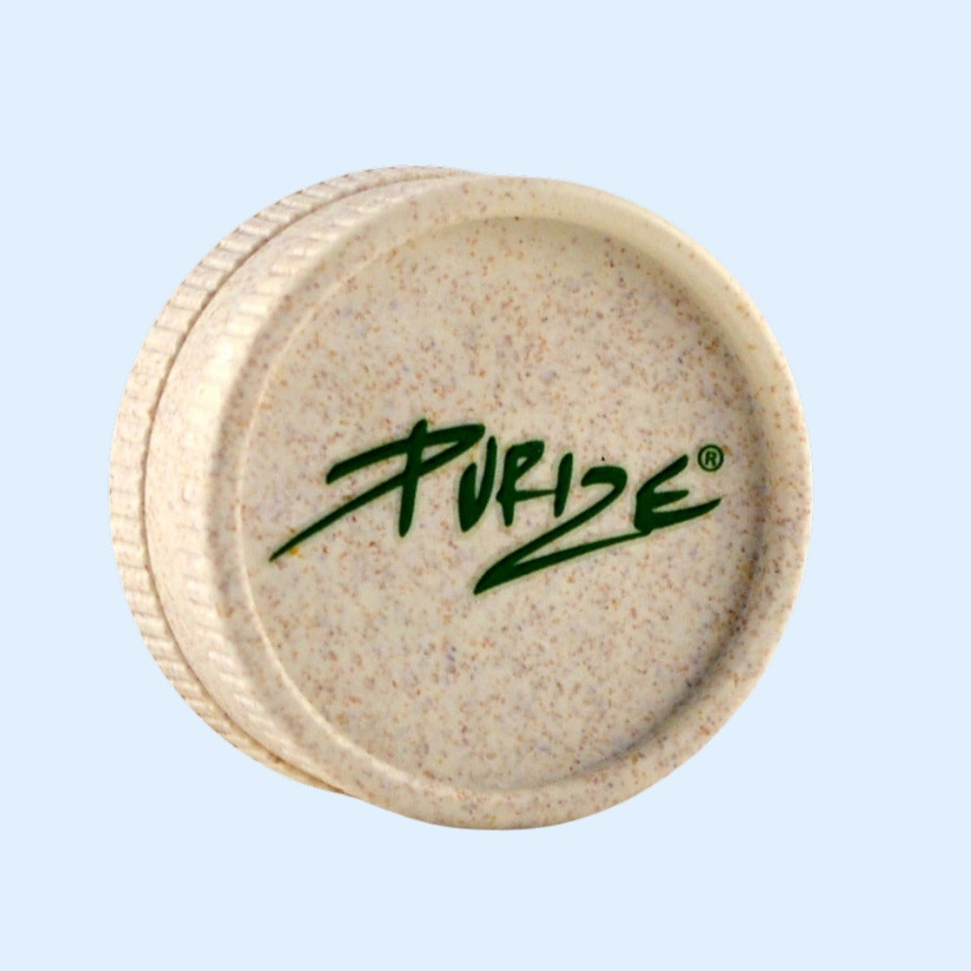 PURIZE Bio Hanf Grinder 2-teilig – geschlossen mit PURIZE-Logo