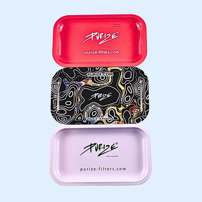 Detailaufnahme PURIZE Metal Rolling Tray – Aluminium Metall‑Tray mit erhöhtem Rand und glatter Oberfläche