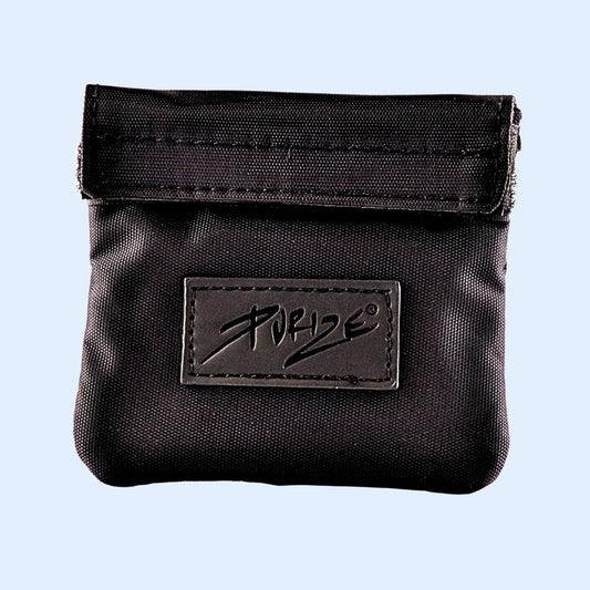 PURIZE Smell‑Proof Bag XS Schwarz – geruchsdichte Aktivkohletasche 10 × 9,5 cm mit wasserdichtem Reissverschluss