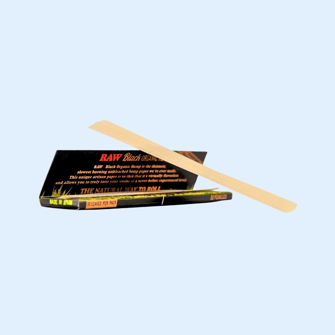Detail RAW Black Organic Hemp Papers mit CrissCross Wasserzeichen