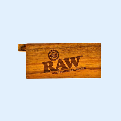 RAW Slide Box Acacia Wood Small – kompakte Akazienholz‑Aufbewahrungsbox 13,5 × 9 × 6,2 cm für dein Zubehör